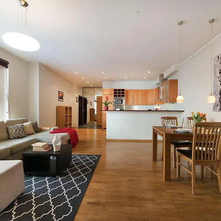 Old Town מלון דירות