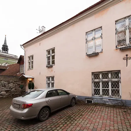 - Old Town Hotell Tallinn