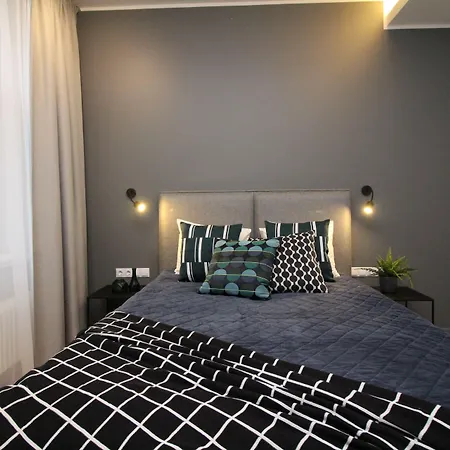 Hotell - Old Town 4*