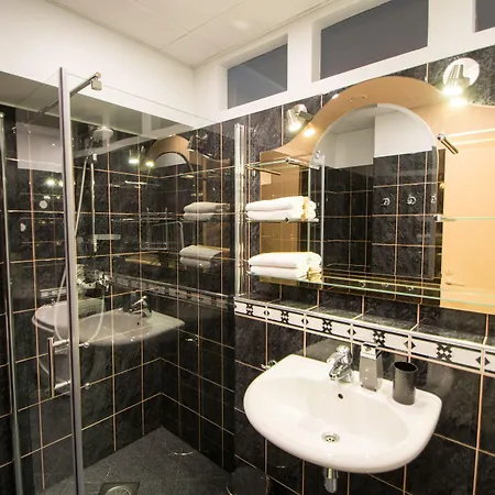 - Old Town Hotel 4*