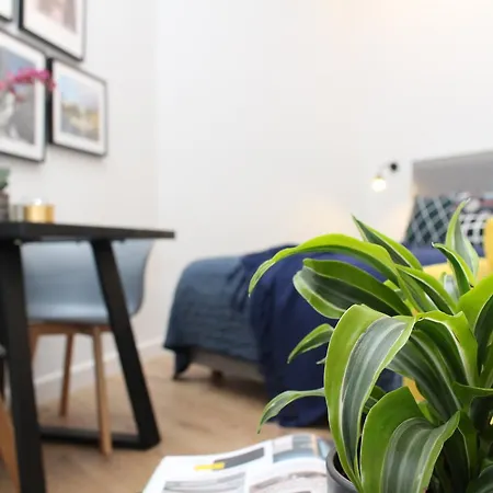 Old Town Apartmanhotel 4*