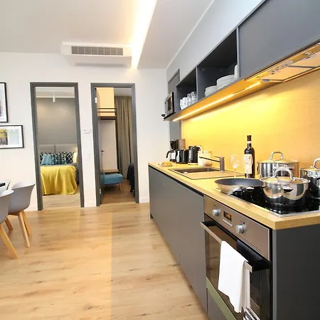 Old Town Apartmanhotel