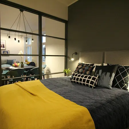 Apartmanhotel Old Town 4*