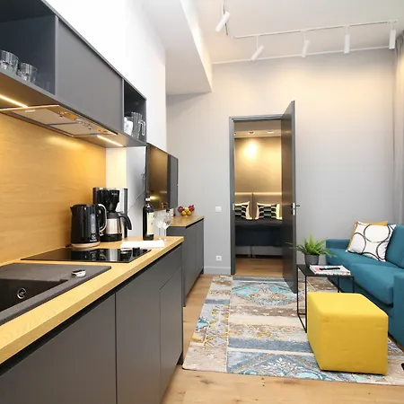 Old Town Apartmanhotel