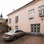Tallinn City Apartments - Old Town Hotel Reval
