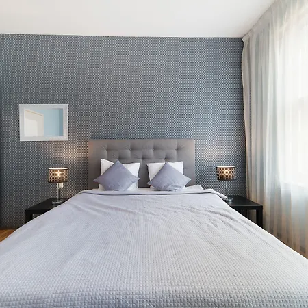 Apartahotel Old Town 4*