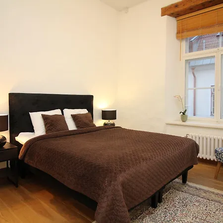 Old Town Apartahotel