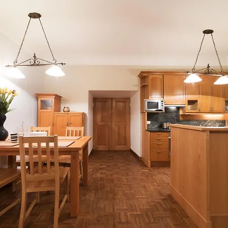 Old Town Apartahotel